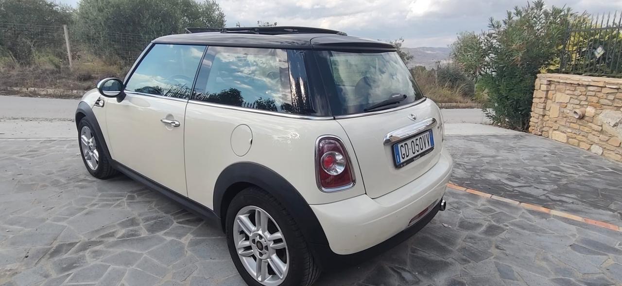 Mini 1.6 16V One D
