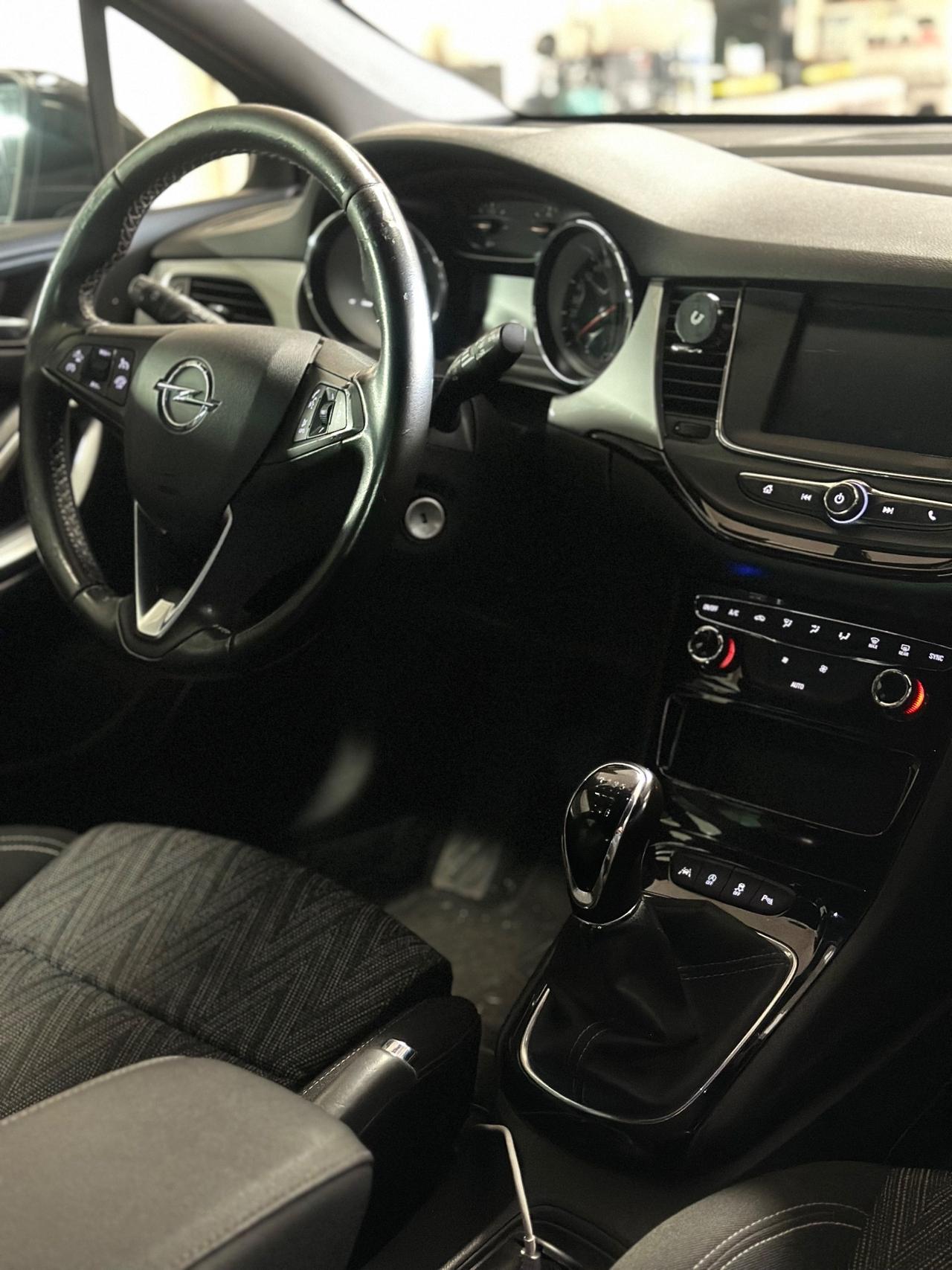 Opel Astra 1.5 CDTI 2020