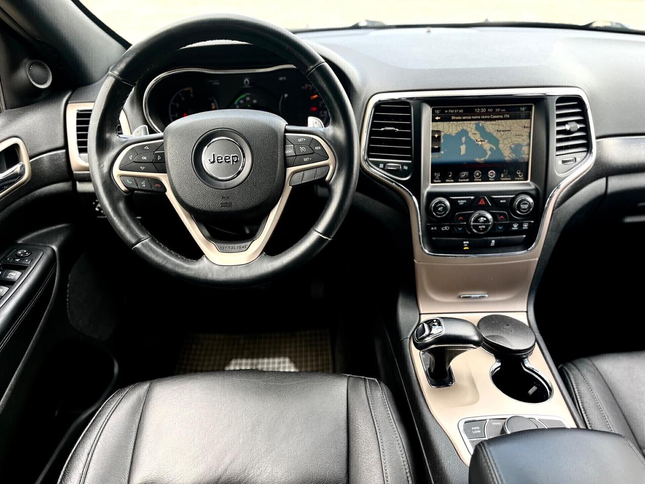 Jeep Grand Cherokee 3.0 V6(190cv)*NAVI*KEYLESS*GOMME NUOVE*SCHERMI POSTERIORI