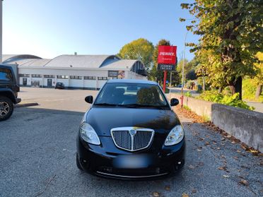 Lancia Ypsilon 1.2 Benzina Elle Bicolore - 2012