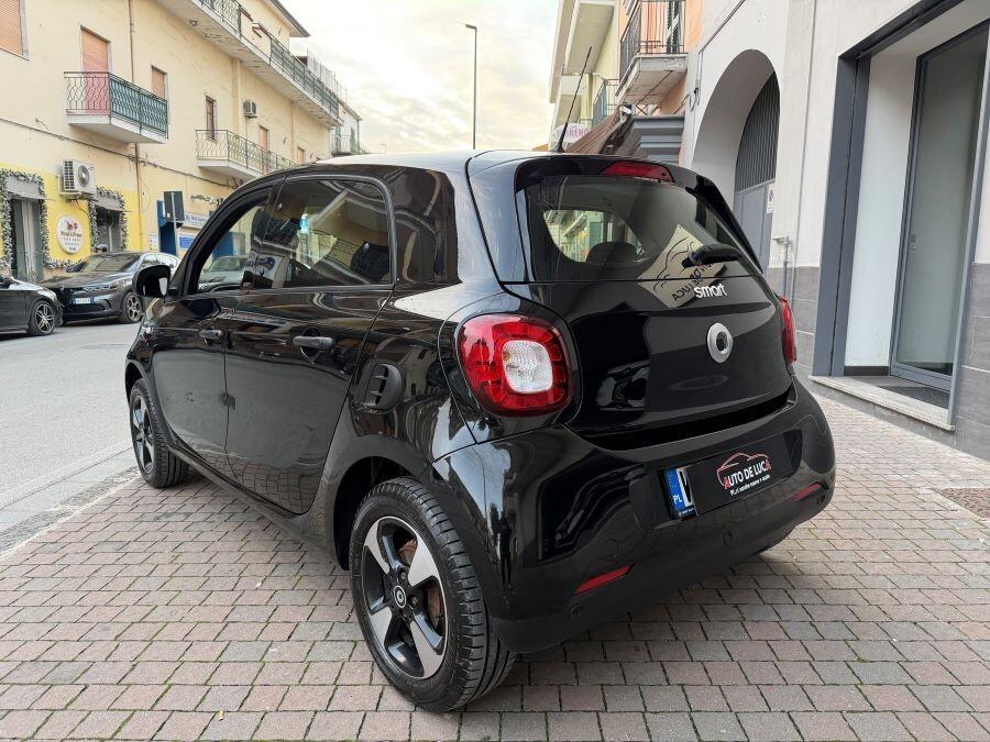 SMART FORFOUR 1.0 AUTOM PASSION CERTIFICATA NUOVA