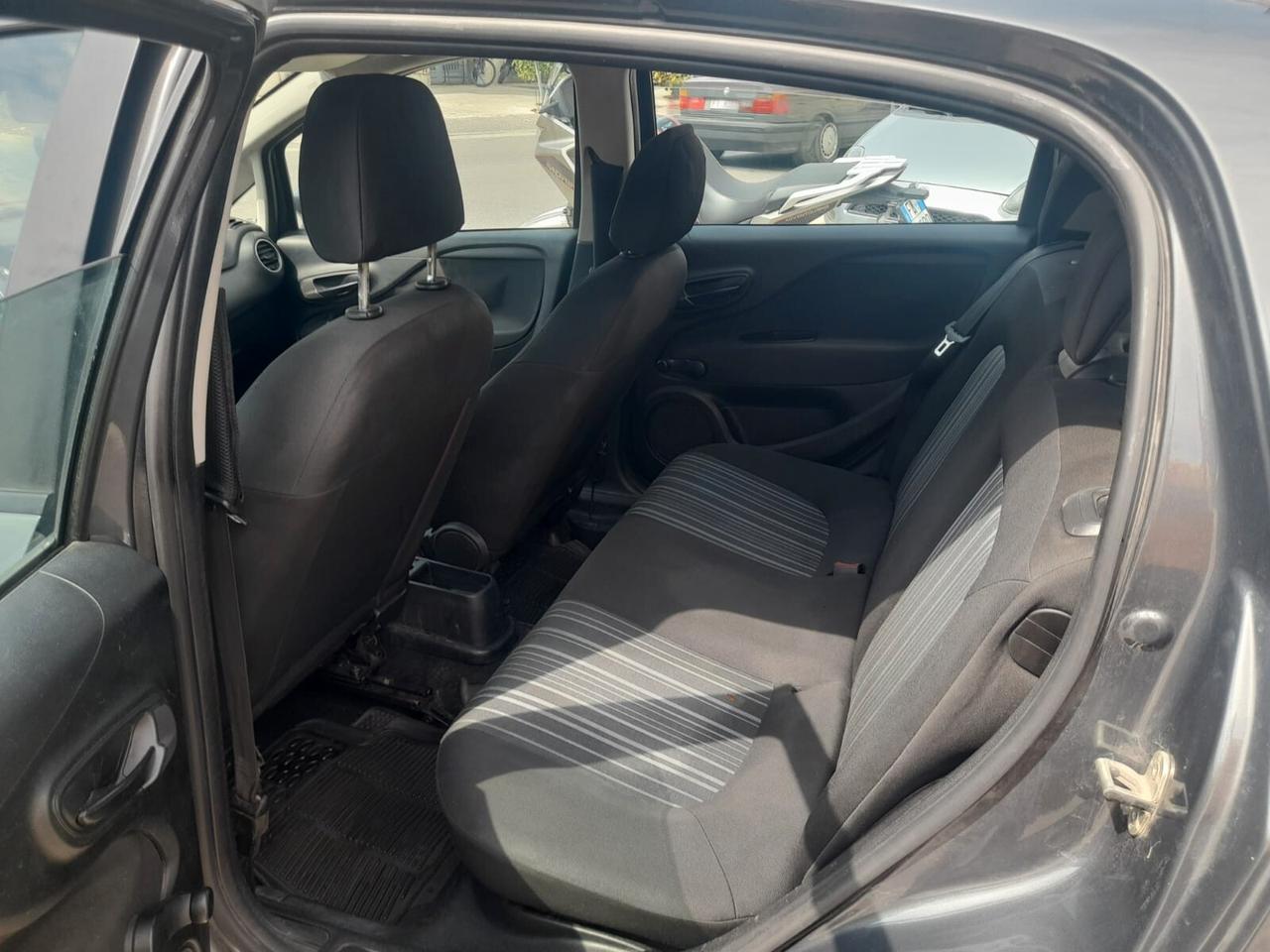 Fiat Grande Punto 1.3cc diesel(PRIVATO)-2011
