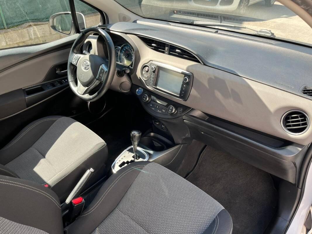 Toyota Yaris 1.5h Active 5p my16