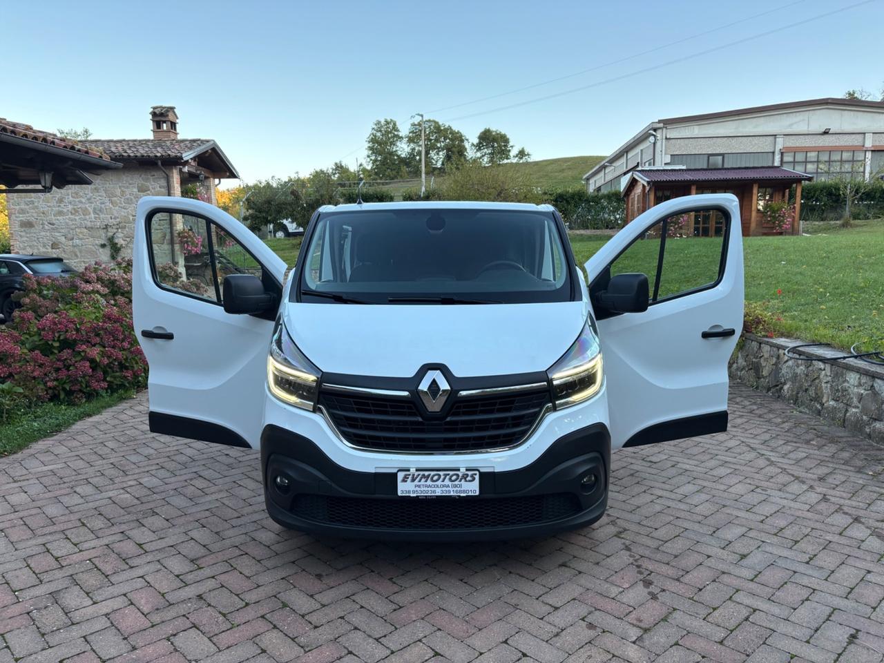 Renault Trafic T27 2.0 dCi 120CV 6 POSTI - 09/2020