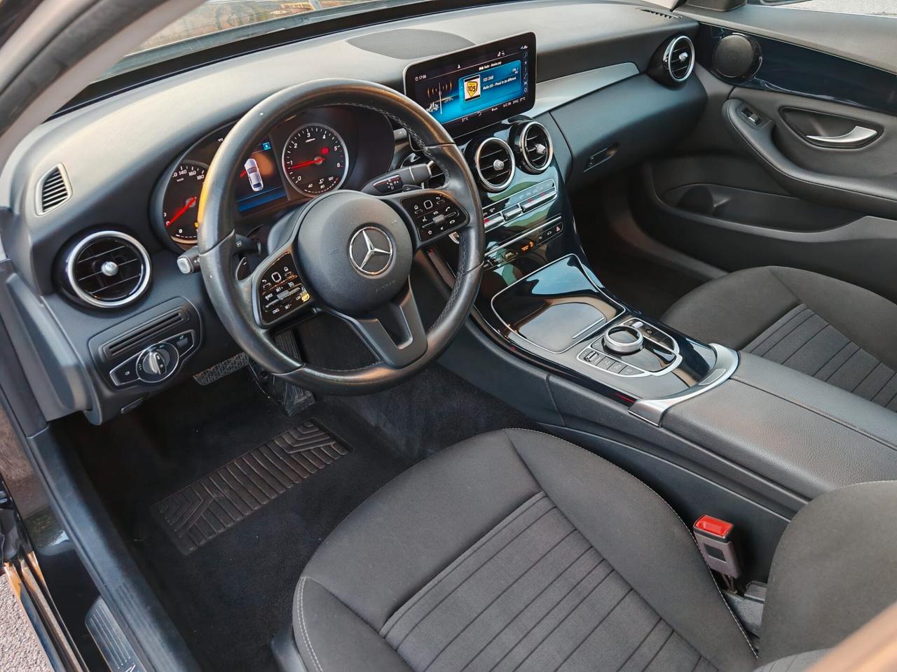 MERCEDES C220 UNICO PROP KM VERI GARANZIA 194CV