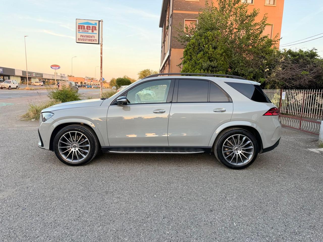 Mercedes-Benz GLE 300 AMG Line Premium Plus #50525