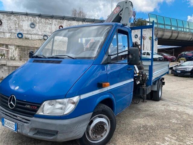 MERCEDES 616 CDI CON GRU