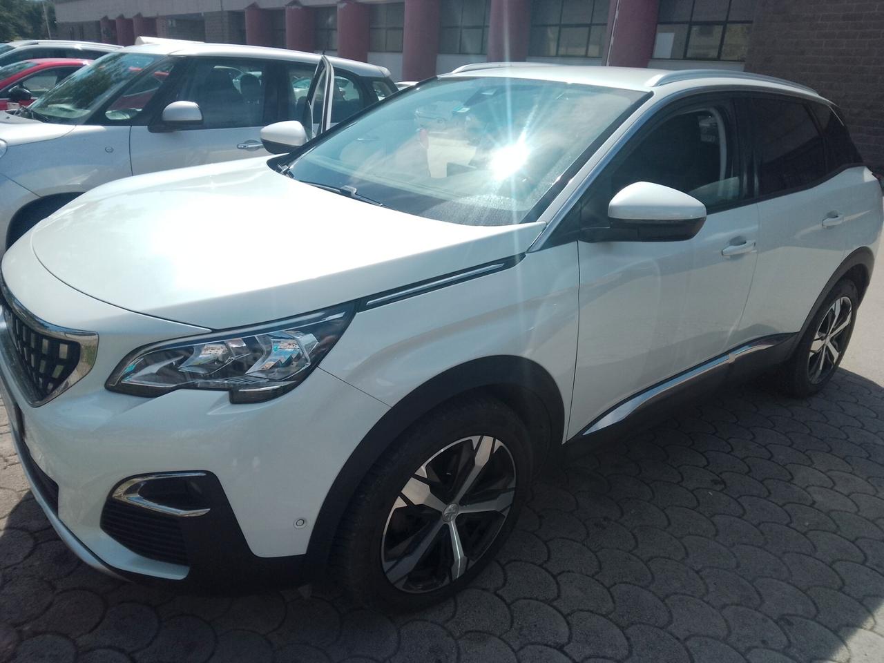 Peugeot 3008 hdi 120 cvAllure 2018