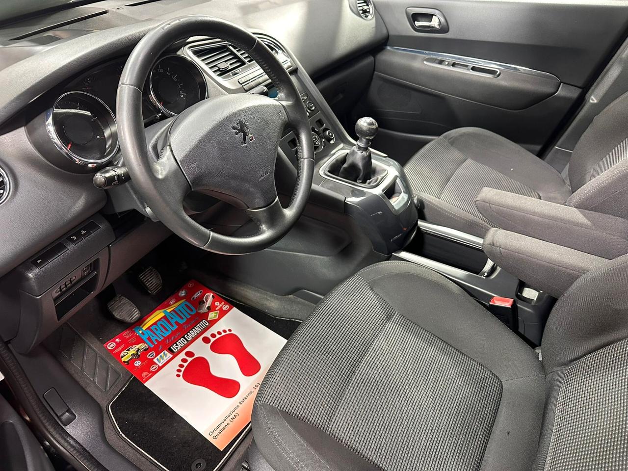 Peugeot 5008 1.6 HDi 112CV Féline 7 posti - 2011