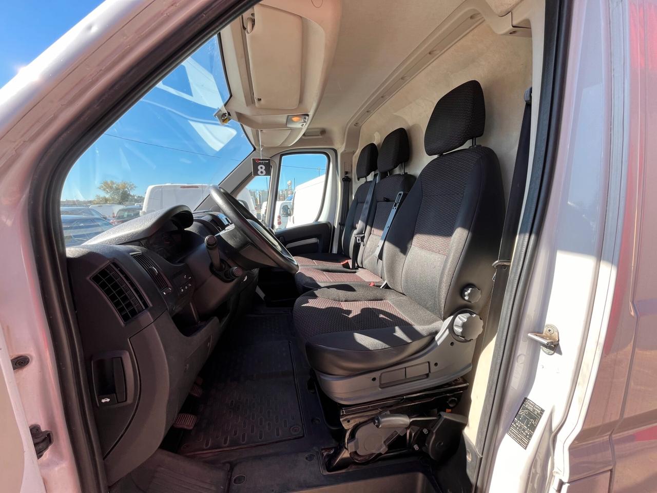 PEUGEOT BOXER 328 L1H1 2.2 BLUEHDI 120 CV S&S EURO 6 PRONTA CONSEGNA