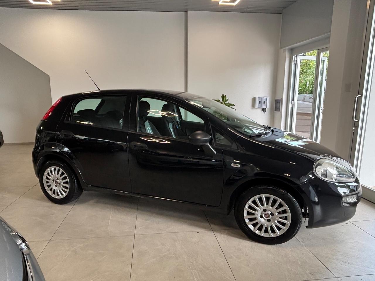 Fiat Punto 1.3 MJT II 75 CV 5 porte Street
