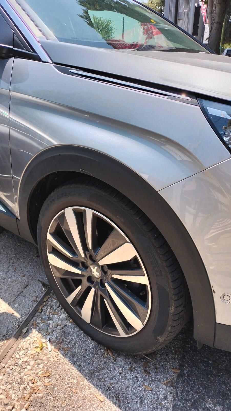 Peugeot 5008 BlueHDi 130 S&S EAT8 Allure