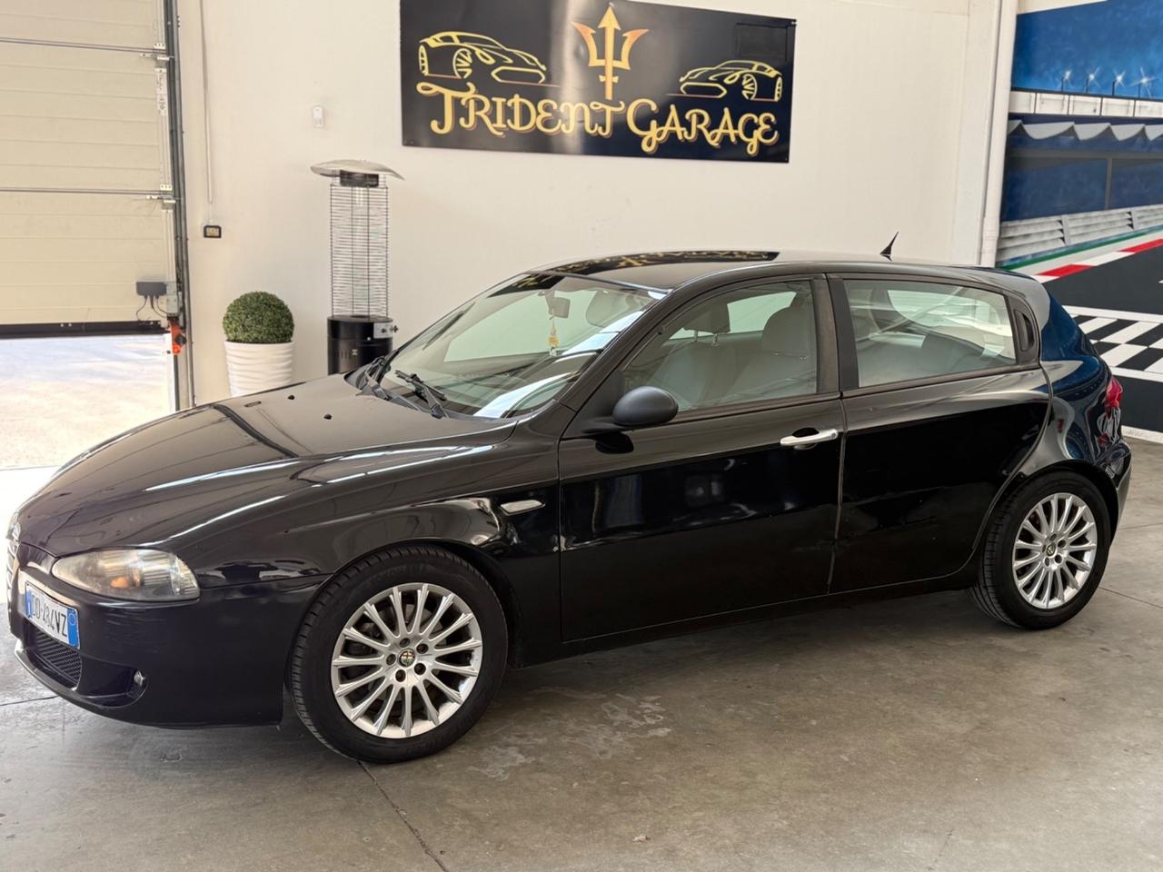 Alfa Romeo 147 1.9 JTD (120) 5 porte Exclusive