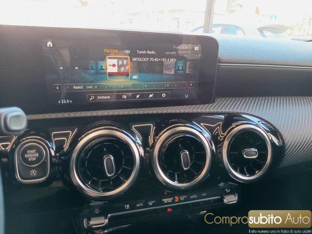 MERCEDES-BENZ CLA 180 Automatic Shooting Brake Sport
