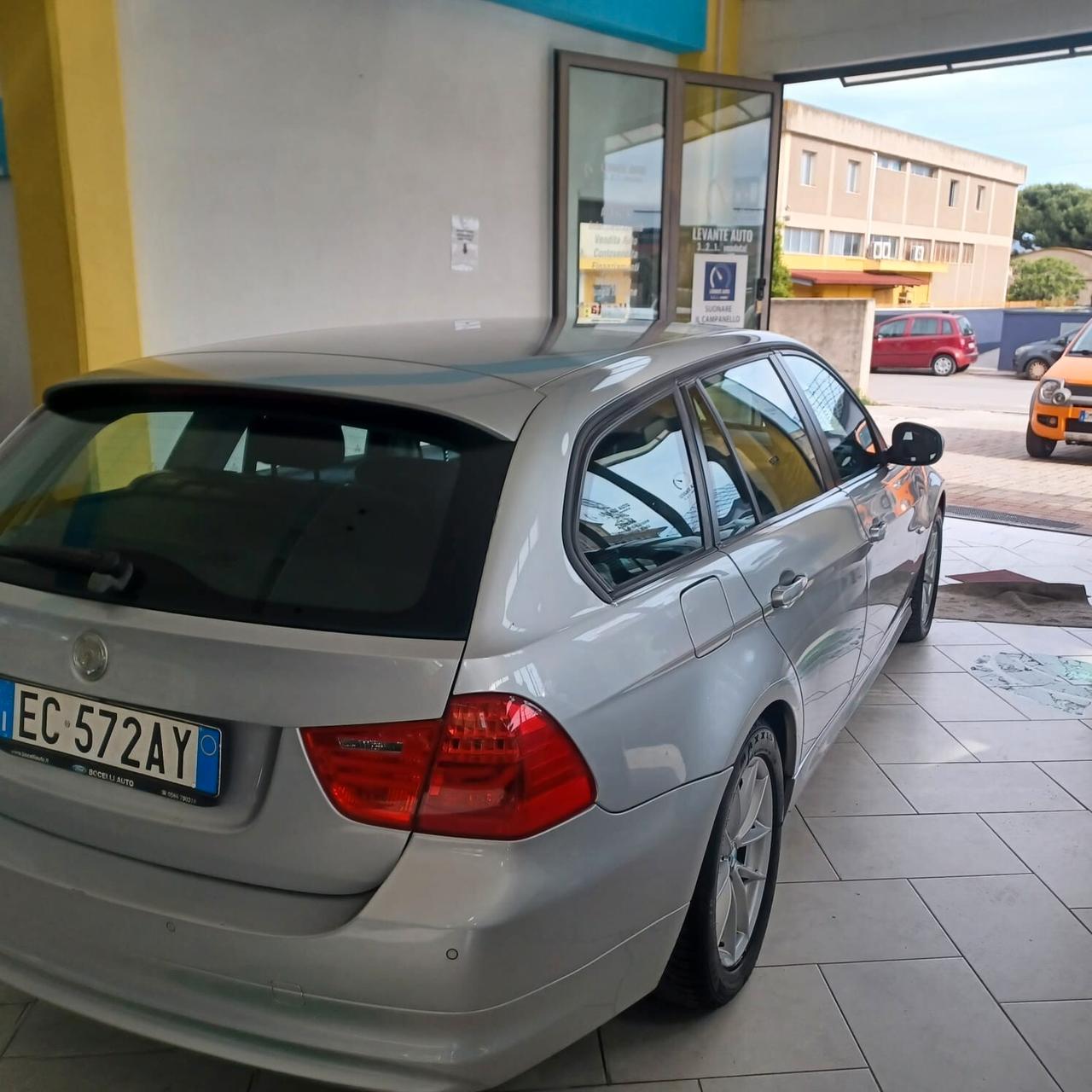 182.880KM BMW SERIE 3 2.0 TDI SW AUTOMATICA