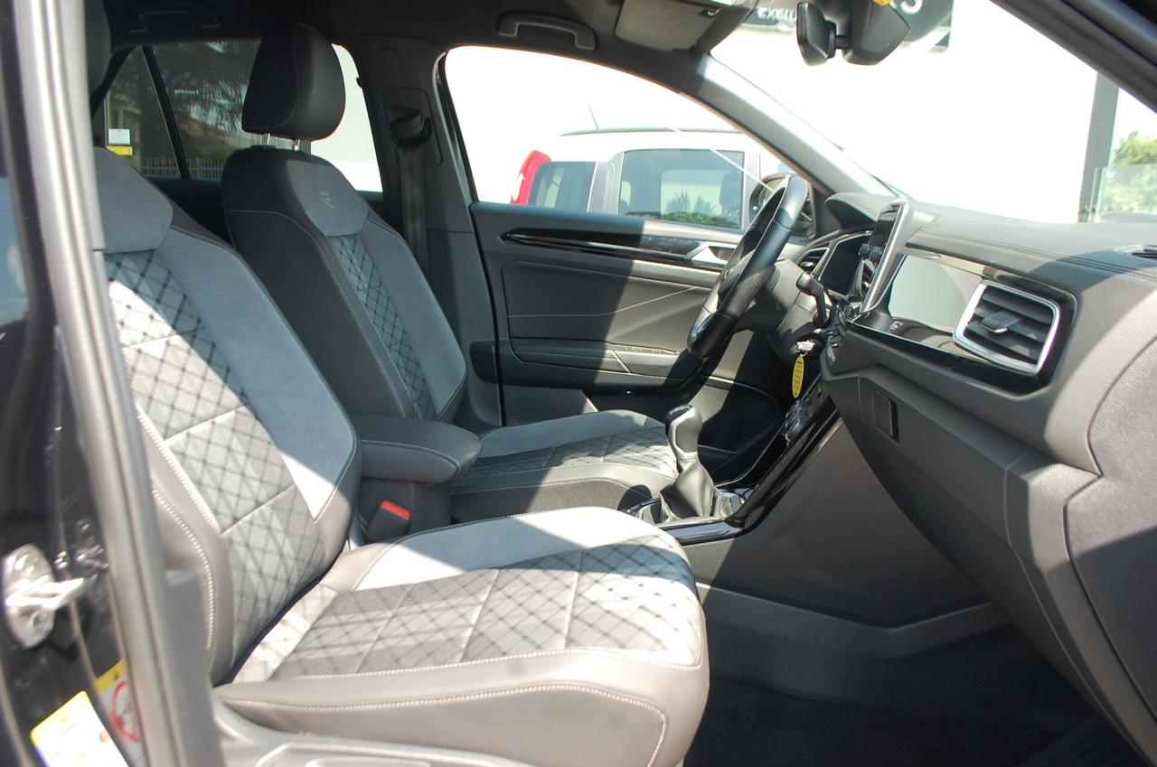 Volkswagen T-Roc 2.0 tdi 116CV R-Line Uff Italy USB Lega Led App