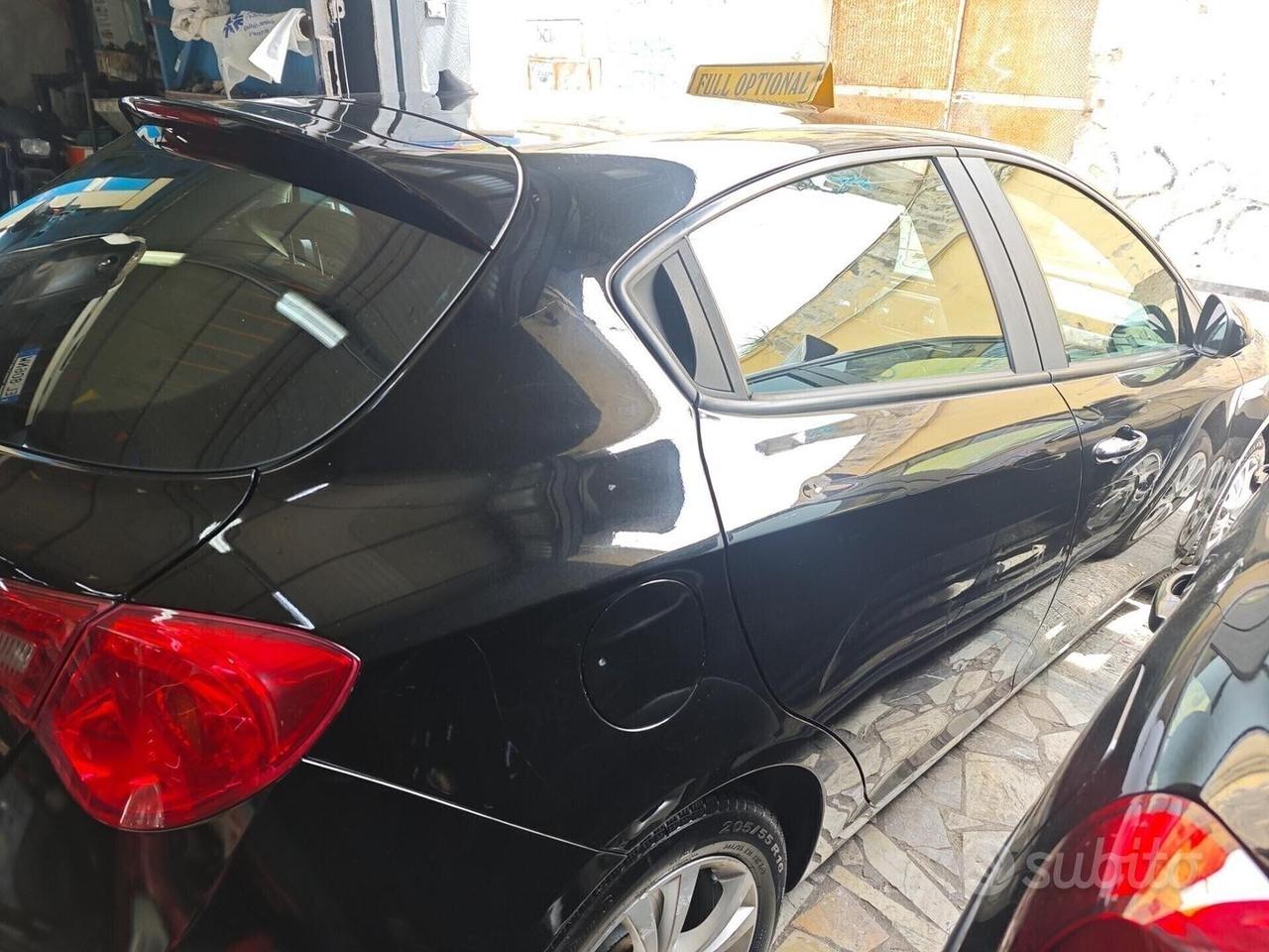 Alfa Romeo Giulietta 1.6 JTDm-2 105 CV Business