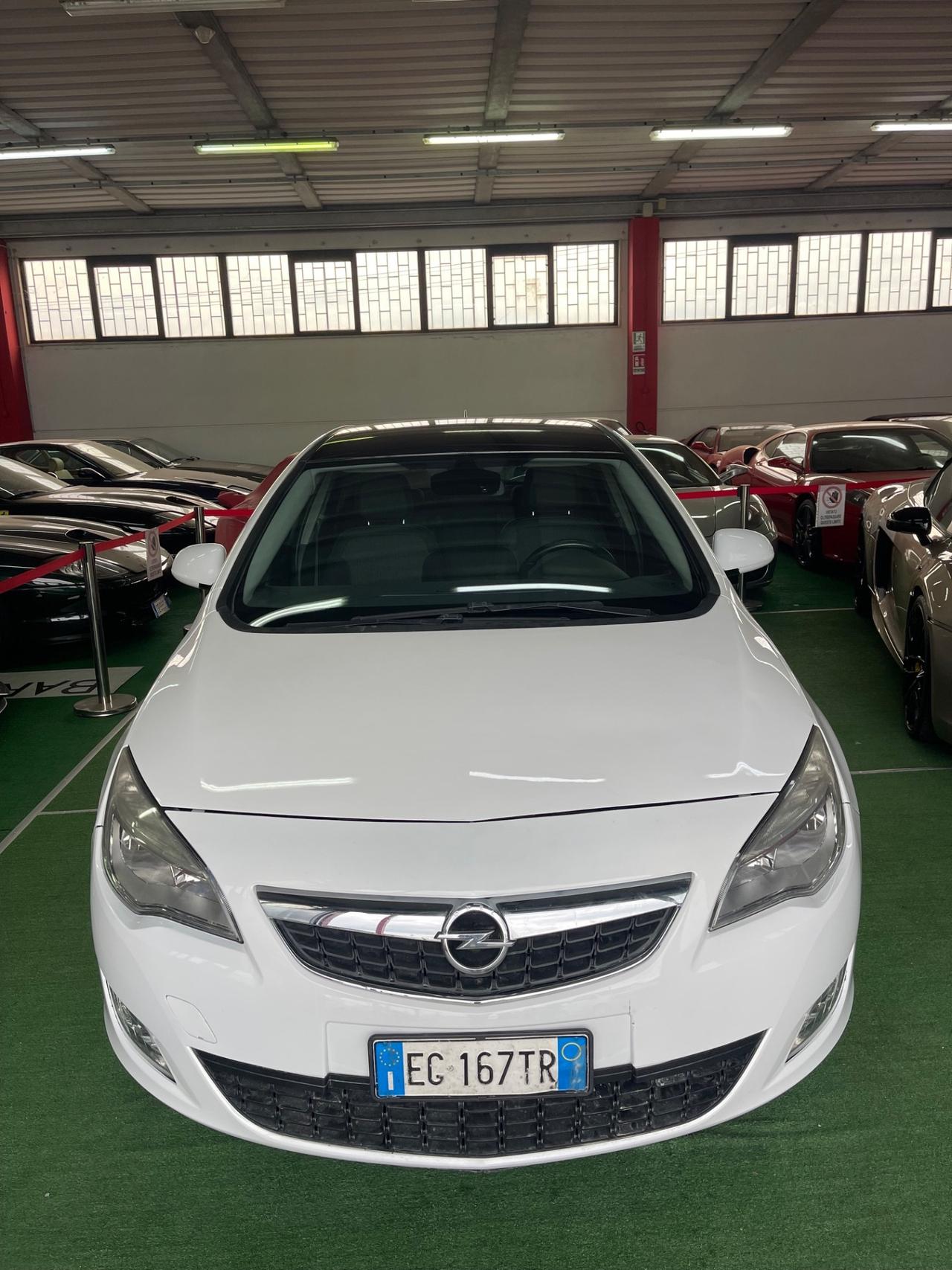 Opel Astra 1.7 CDTI 125CV PERMUTE RATE