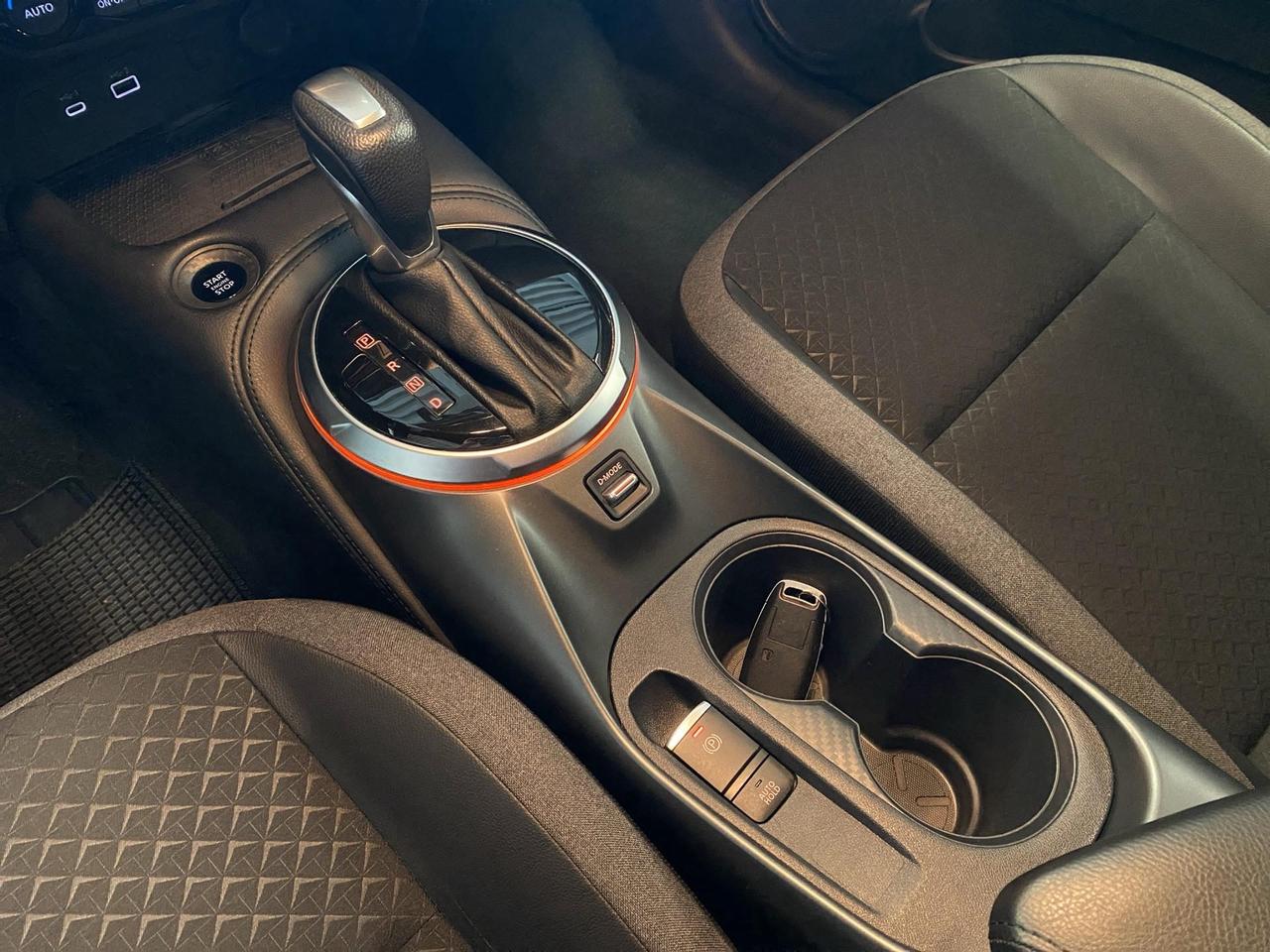 Nissan Juke 1.0 dig-t N-Connecta 114cv dct