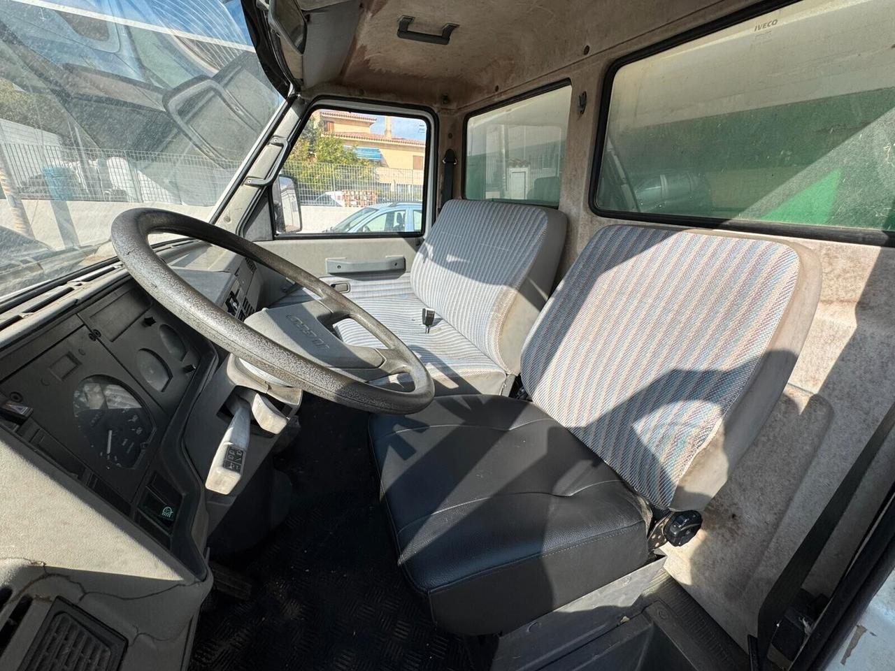 IVECO DAILY TRASPORTO ANIMALI