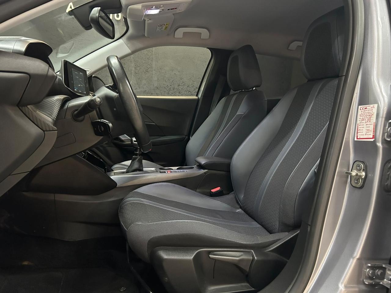 Peugeot 2008 BlueHDi 100 S&S Allure