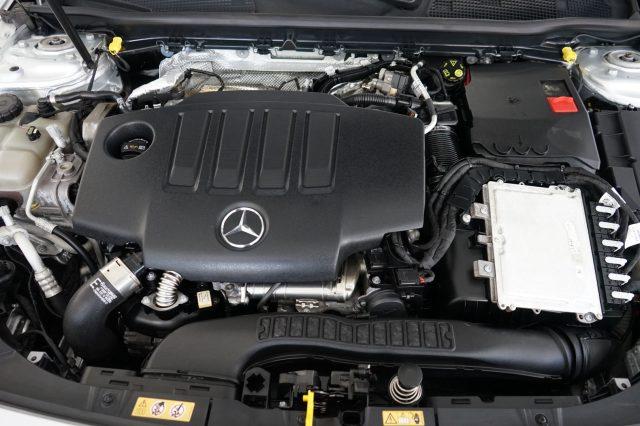 MERCEDES-BENZ A 180 d Automatic Business Extra Uniprop. Certificata