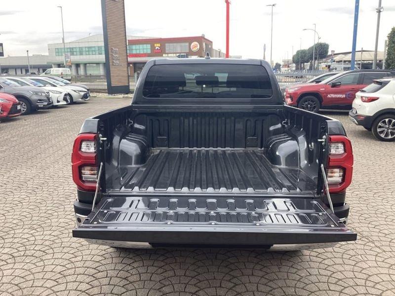 Toyota Hilux 2.4 Diesel AT Double Cab 4WD Executive MY24