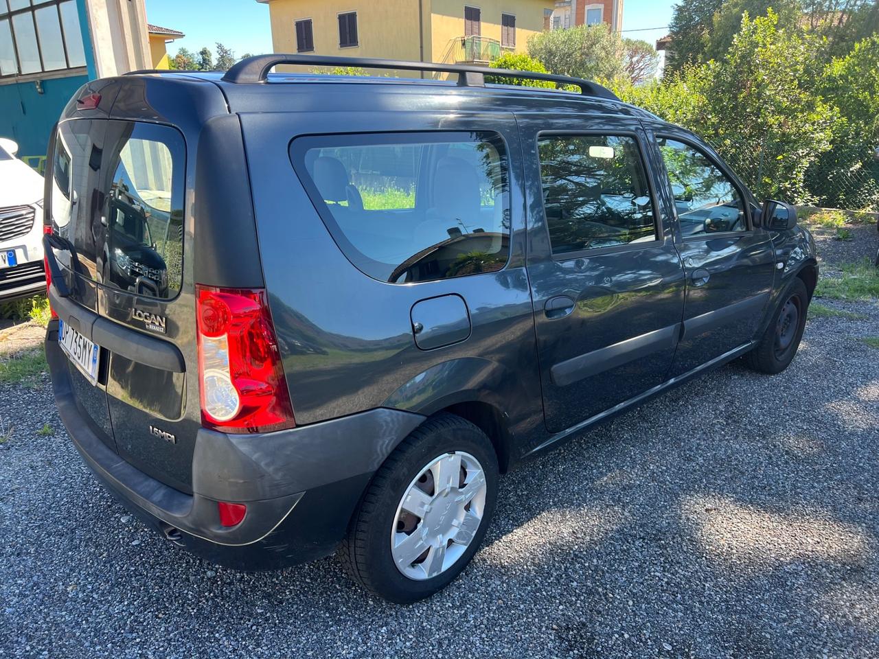 Dacia Logan 1.6 Lauréate