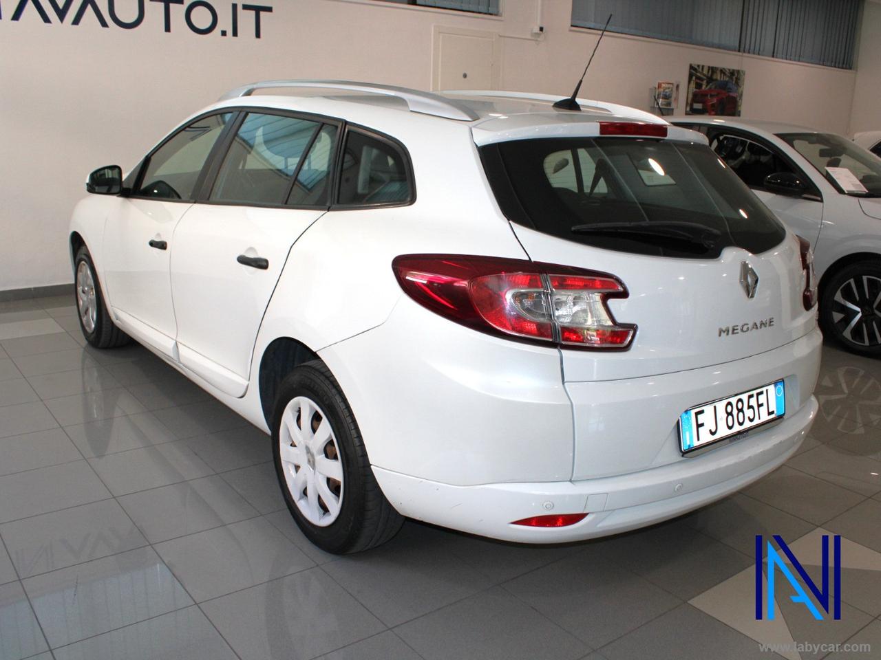 RENAULT Mégane 1.5 dCi 110 CV S&S SporTour Wave