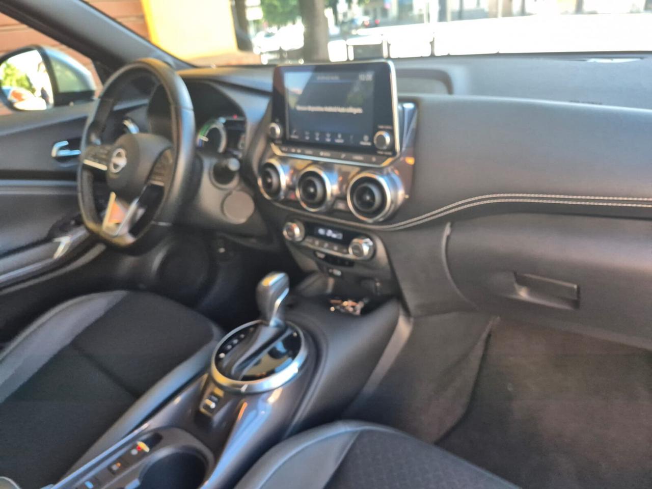 Nissan Juke 1.6 HEV N-Connecta *SOLO 19.000KM*