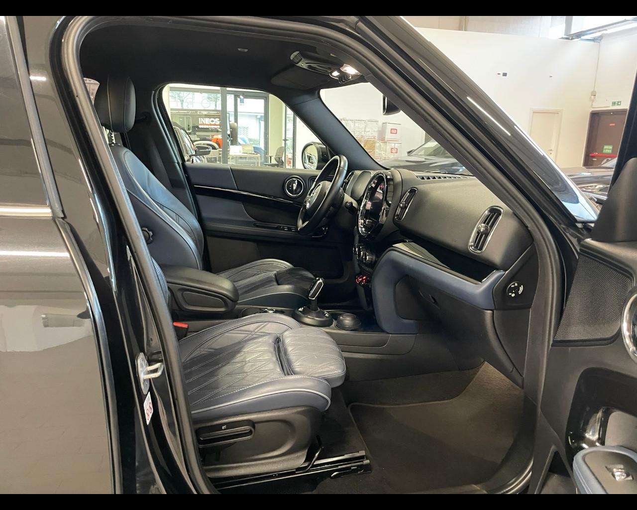 MINI Mini Countrym.(F60) - Mini 1.5 Cooper Yours Countryman