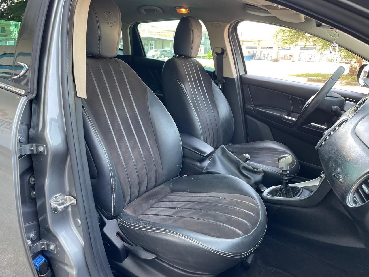 Lancia Delta 1.6 MJT DPF Platino