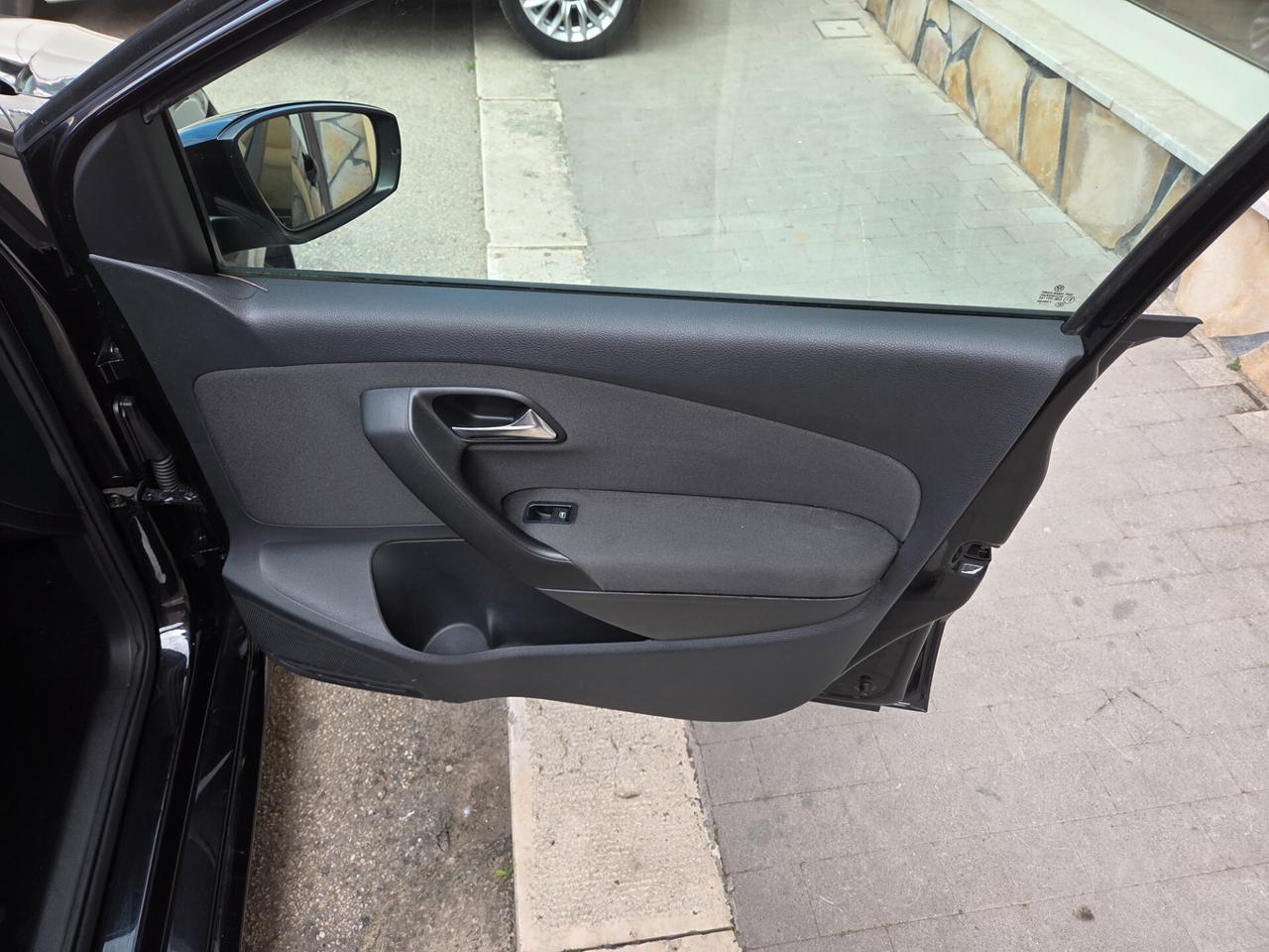 VOLKSWAGEN POLO 1.6 TDI 90 CV KM 130000 CERTIFICATI