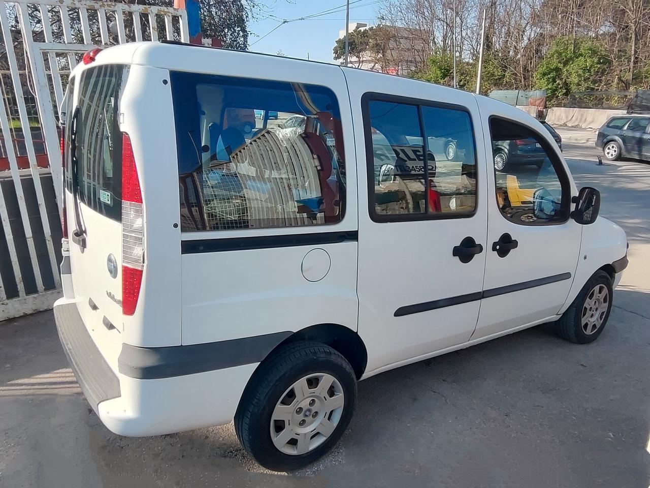 Fiat Doblo 1.6 BENZINA AUTOVETTURA