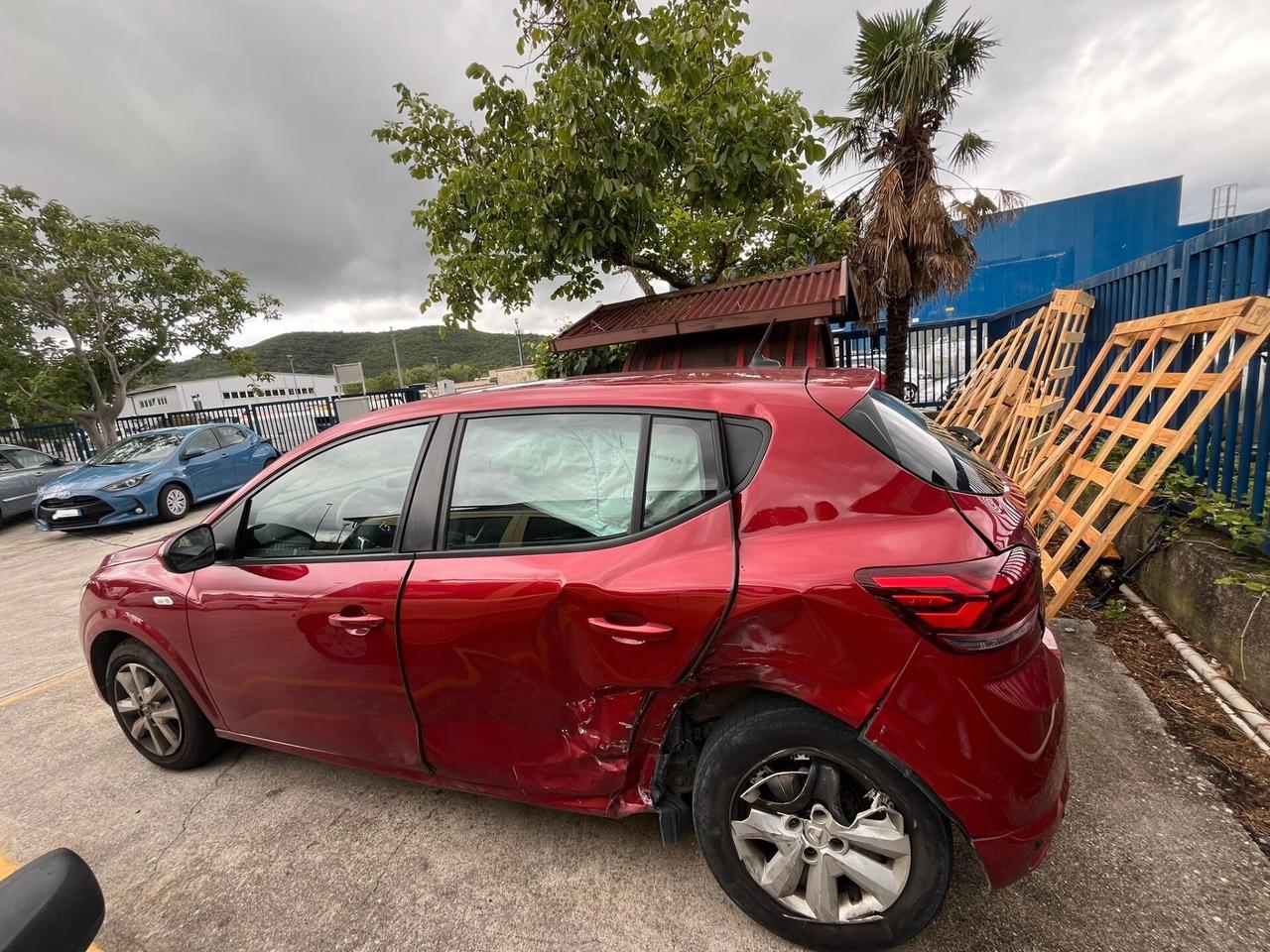 Dacia Sandero Stepway 1.0 TCe 90 CV Comfort SL DaciaPlus - INCIDENTATO
