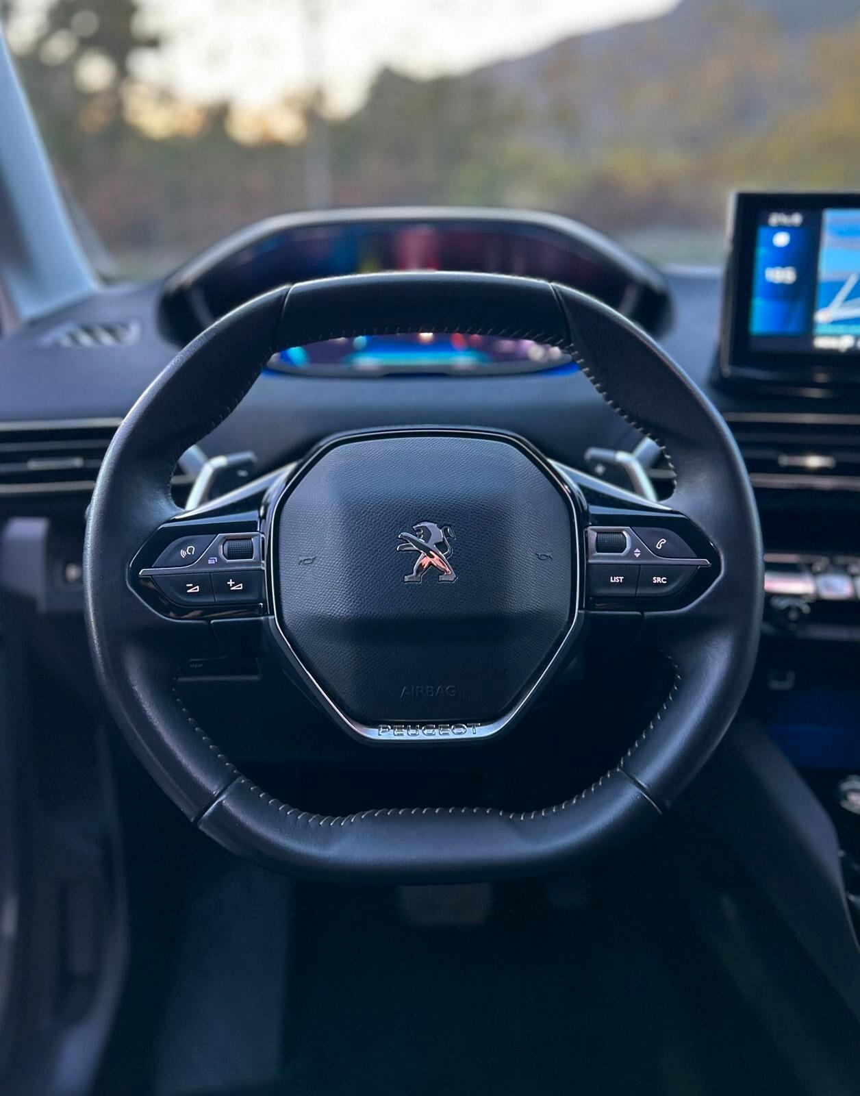 Peugeot 3008 BlueHDi 130 S&S EAT8 Allure