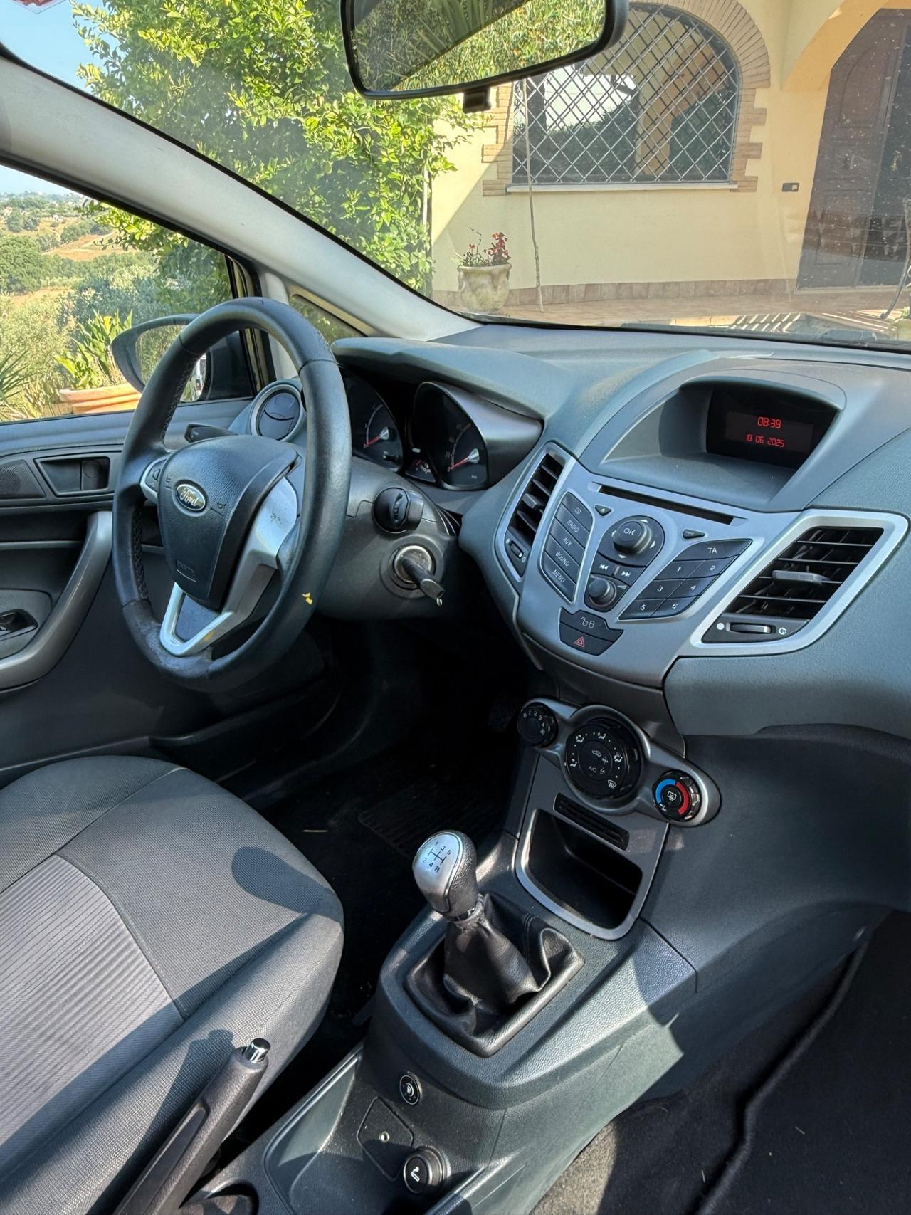 Ford Fiesta 1.4 5 porte Bz.- GPL Titanium
