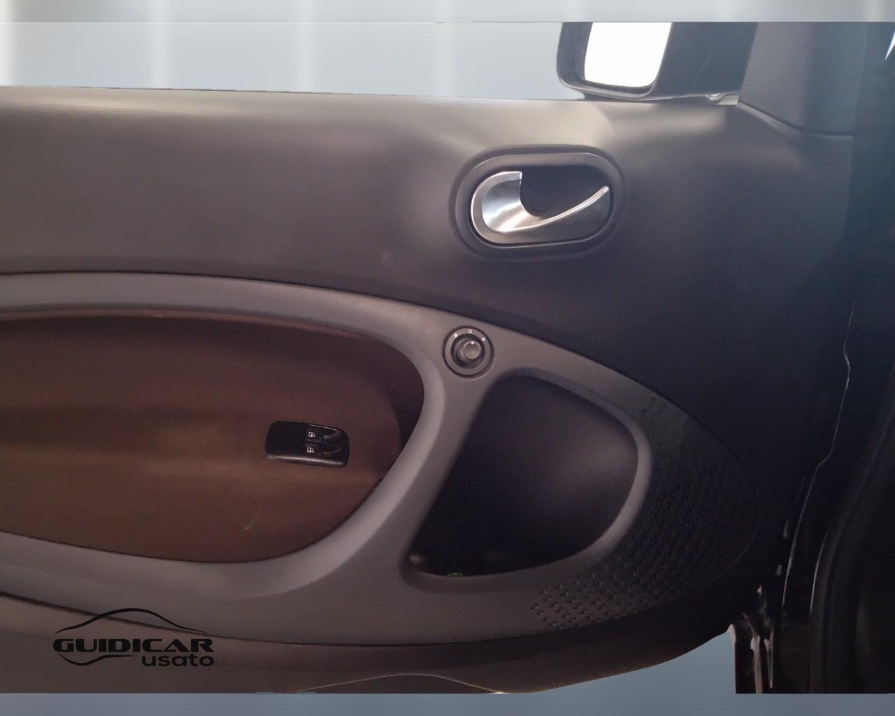 SMART Fortwo III 2015 - Fortwo 1.0 Perfect 71cv twinamic