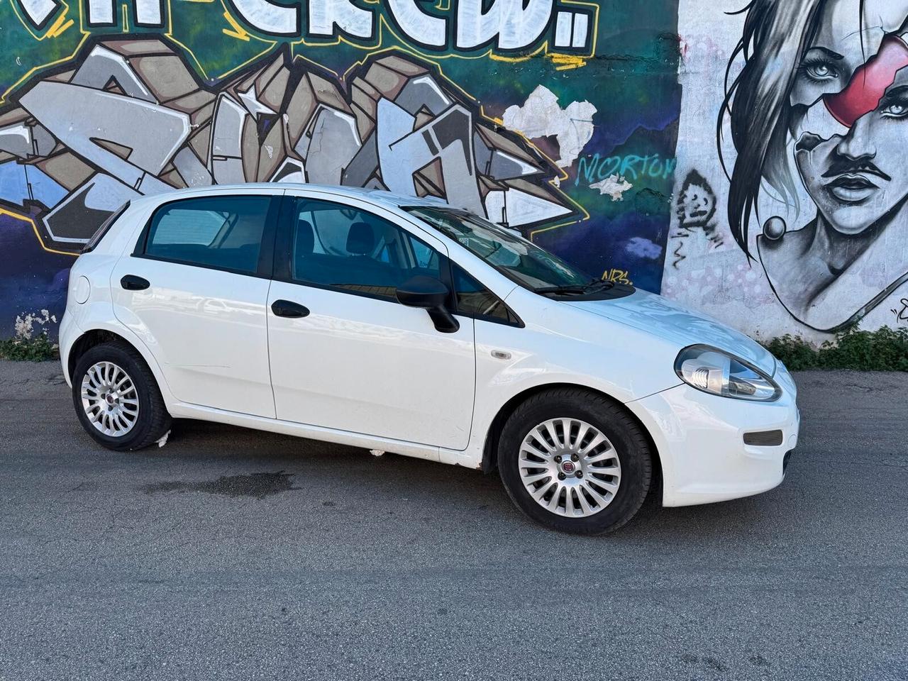 Fiat Punto 1.3 MJT II 75 CV 5 porte Street