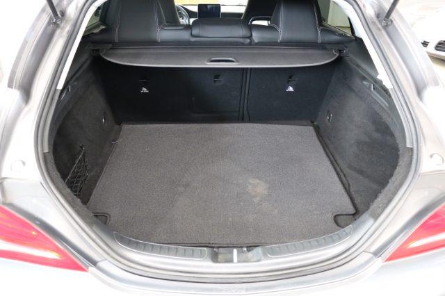 MERCEDES-BENZ CLA 180 d S.W. Automatic Sport "" 18"AMG / AUTOMATICA ""