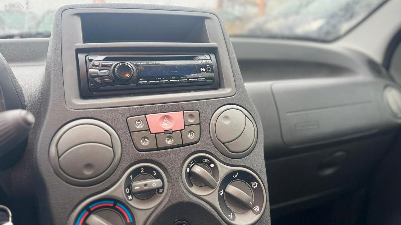 Fiat Panda 1.2 BENZINA 2010 NEOP.