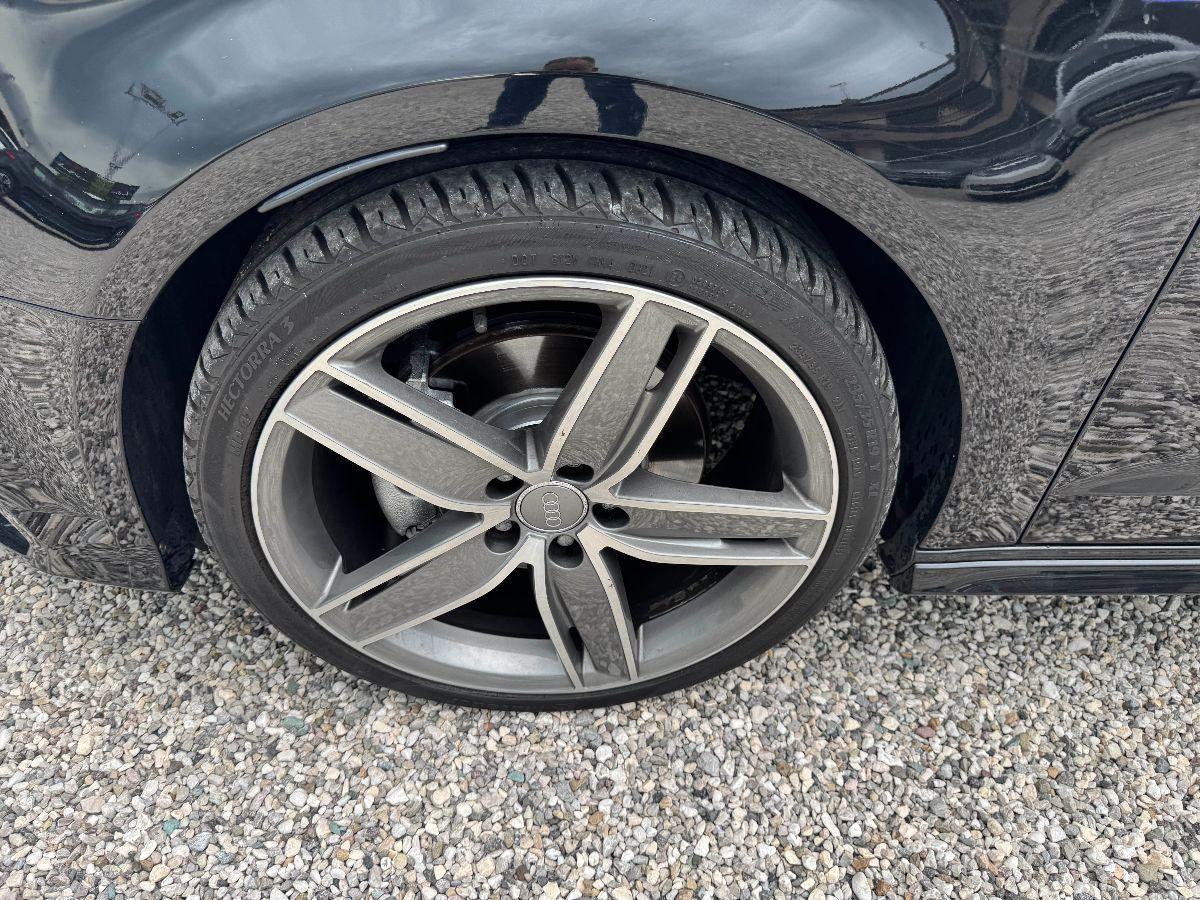 AUDI - A3 - 2.0 TDI 184CV S tr t quattro S-LINE