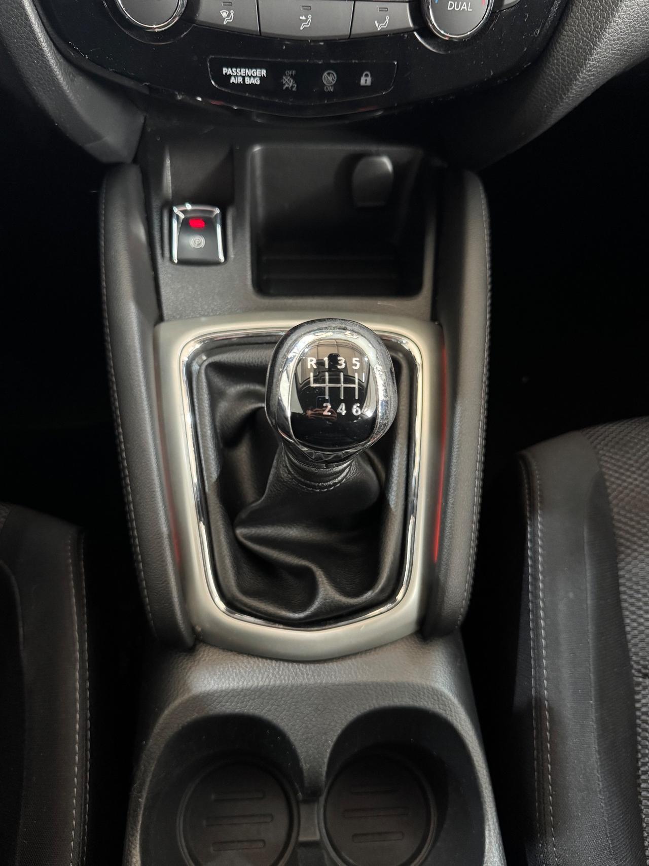 Nissan Qashqai 1.5 dCi Tekna