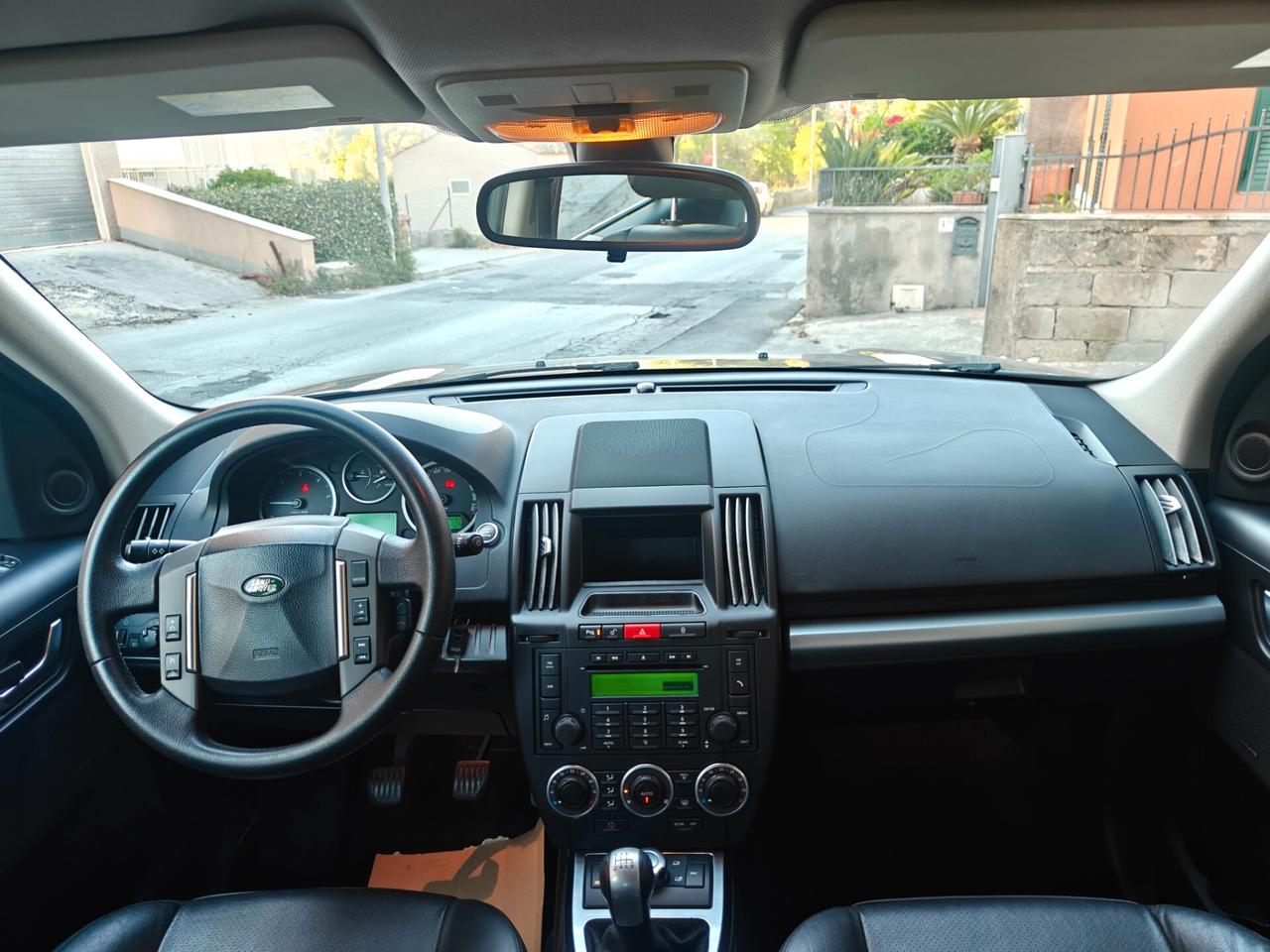 Land Rover Freelander 2 2.2 TD4 Anteriore