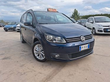 Volkswagen Touran 1.6 TDI DSG - 2012 7 POSTI