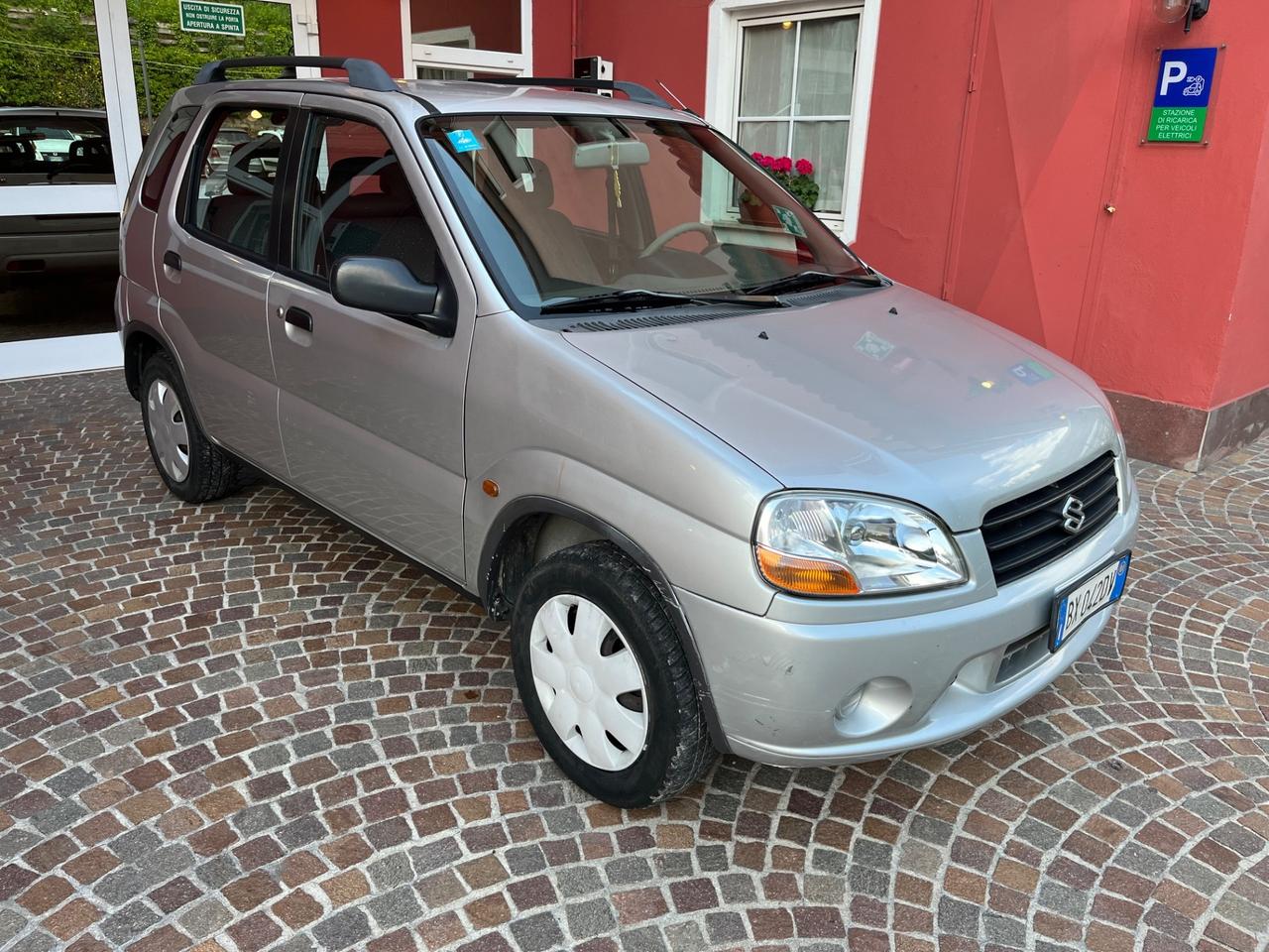 Suzuki Ignis 1.3i 16V cat 4WD - 4x4