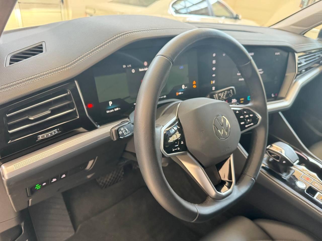 Volkswagen Touareg 3.0 V6 TDI SCR Elegance
