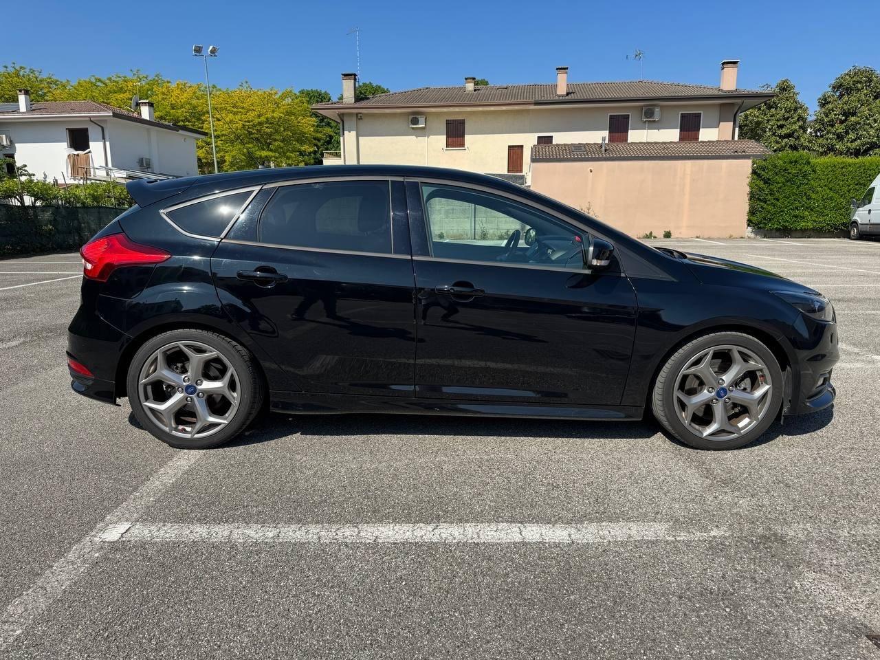 Ford Focus ST 2.0 TDCi 185 CV