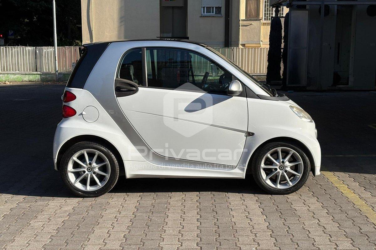 SMART fortwo 1000 52 kW MHD coupé pulse