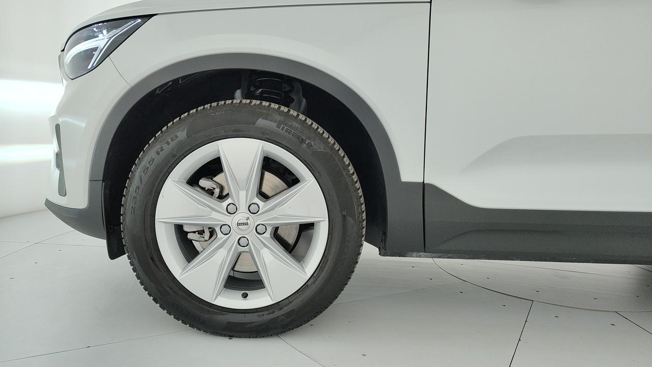 VOLVO XC40 2.0 b3 Core auto